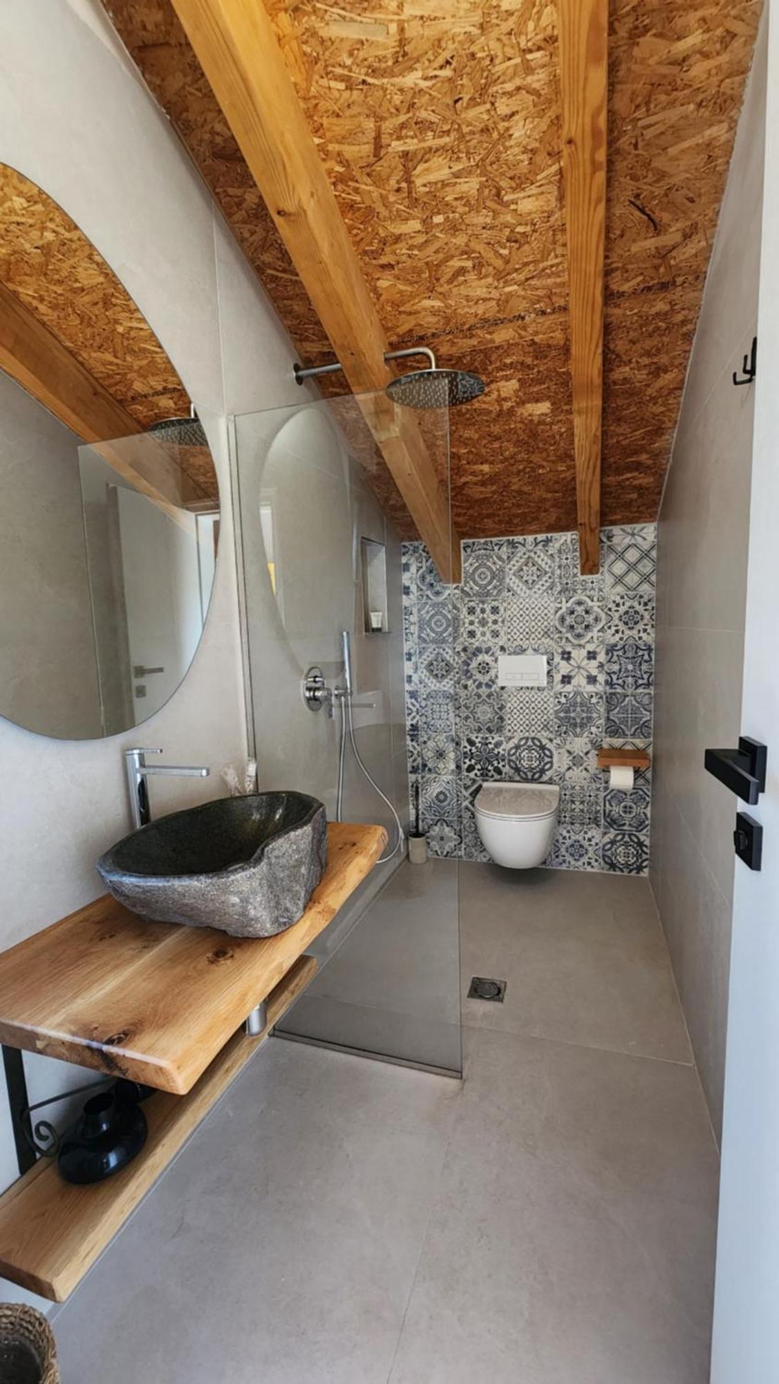 Guesthouse Te Avllia Kelcyre Экстерьер фото