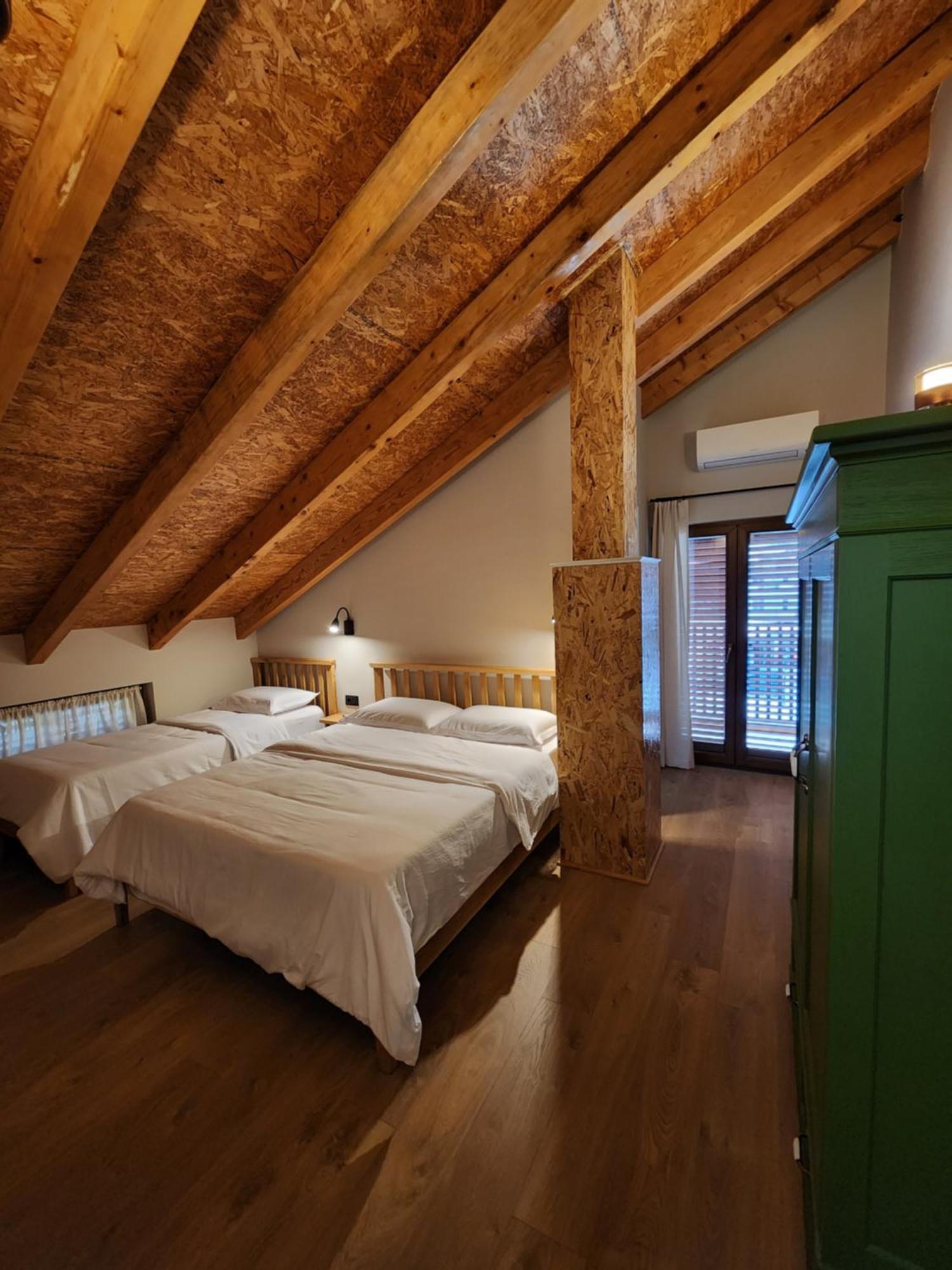 Guesthouse Te Avllia Kelcyre Экстерьер фото